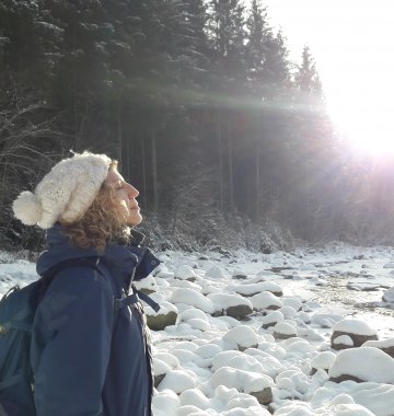 Yoga Urlaub Italien Südtirol Naturhotel Moosmair Sonne Wanderung Schnee Kristine Laß