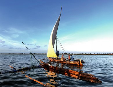 Das Meeresrauschen auf einem Boot genießen