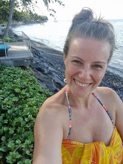 Sarah Obels am Strand Balis