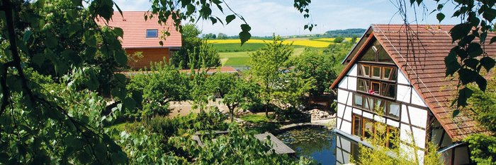 Idyllisch in die Natur eingebettet liegt das Rosenberg Gesundheits- und Kurzentrum in Birstein