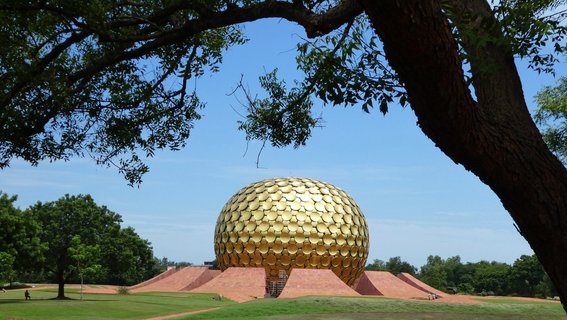 Das geistige Zentrum von Auroville - die goldene Kugel