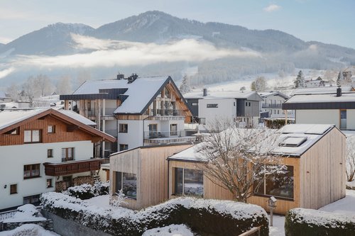 Die Cabins eingeschneit im Winter