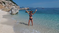 italien-sardinien-hotel-galanias-yoga-reise-strand Genießen Sie Ihren Yoga-Urlaub auf Sardinien