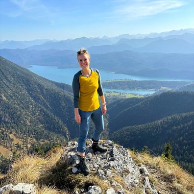 NEUE WEGE Mitarbeiterin Sarah Obels