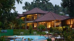 ayurveda-kuren-reisen-indien-ananda-lakshmi-anlage Erleben Sie einzigartigen Ayurveda, Komfort und Exklusivität im Ananda Lakshmi
