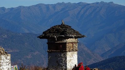 Erleben Sie die eindrucksvollen Chorten des Nonnenklosters Kila Gompa