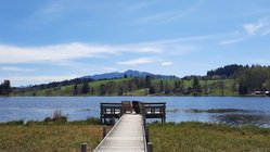 yoga-reisen-deutschland-seinz-landschaft-steg Die Idylle der Ammergauer Alpen