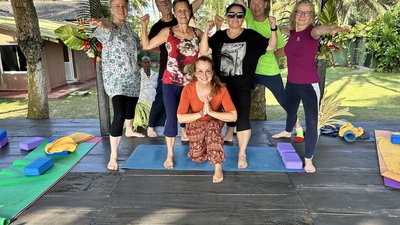 Gemeinsame Yoga Stunden auf Sri Lanka