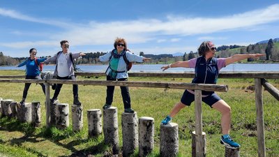 Die Teilnehmer genießen den Ausflug.