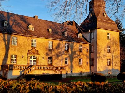 Das Schloss Melschede im Abendlicht