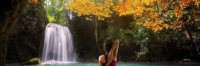 Bei einer NEUE WEGE-Reise Yoga an unvergesslichen Orten üben