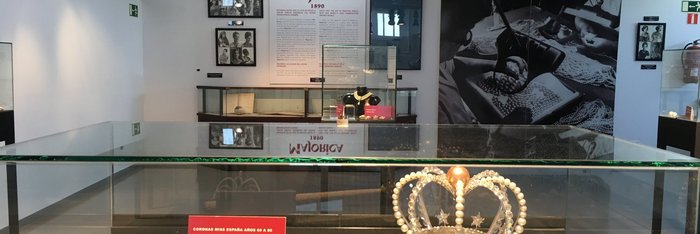 In der Halle von Majorica gibt es im Obergeschoss ein kleines Museum 