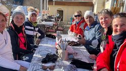 yoga-urlaub-oesterreich-lechtal-naturhotel-lechlife-pause Eine kleine Verschnaufpause bei heiterem Sonnenschein