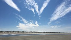 naturhotel-baltrum-martina-wegmann-beims Bei schönstem Wetter wurden ausgedehnte Strand Spaziergänge unternommen.
