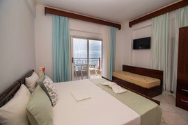 Aufwachen mit Blick auf das Meer