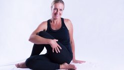 Fedelma Gronbach Üben Sie mit Fedelma Gronbach Dru-Yoga