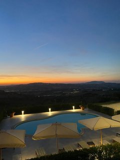 Von der Villa Garulli lassen sich die schönsten Sonnenuntergänge beobachten