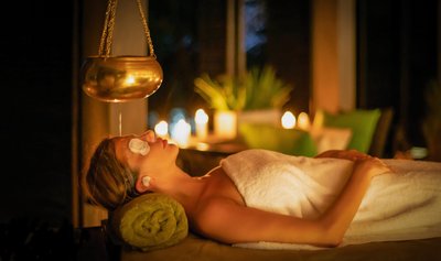 Genießen Sie die ayurvedische Behandlungen