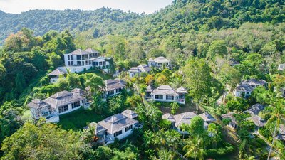 Sie wohnen luxuriös in den Tropen auf Koh Yao