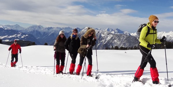 Spaß im Schnee während der Yoga-Reise in den Ritzlerhof
