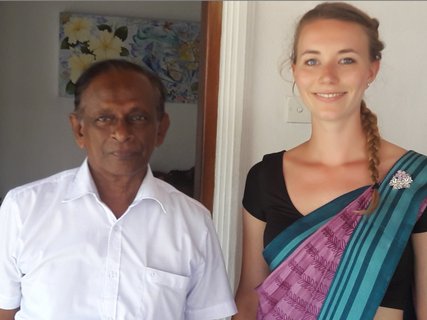 Praktikantin Lisa, durfte einige Wochen von Dr. Sarath lernen