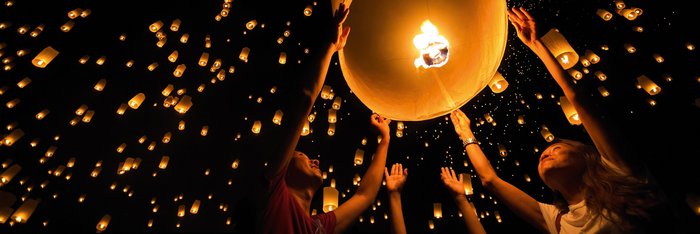 Stimmungsvolles Lichterfest in Thailand