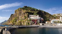 yoga-reisen-madeira-urlaub-portugal-design-hotel-estalagem-anlage Lernen Sie den traditionellen Ort Ponta do Sol auf Madeira kennen