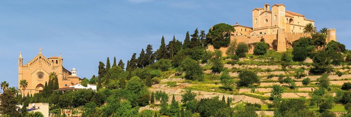 Kloster auf dem Berg von Arta