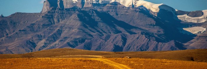 Buddhisten und Hindus verehren den Mount Kailash -Tibets heiligen Berg