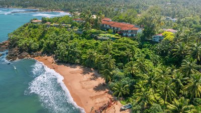Die Hiru Villa direkt am Meer gelegen