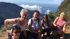 ayurveda-yoga-reisen-asien-sri-lanka-hiru-ayurveda-resort-rundreise-sonderreise-gruppe-berge-wanderungen Entdecken und erkunden Sie die Natur Sri Lankas mir viel Spaß und Freude