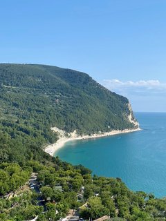 Der traumhafte Blick auf die Küste des Monte Conero
