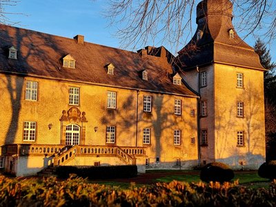 Das Schloss Melschede im Abendlicht