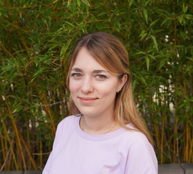 NEUE WEGE Mitarbeiterin Carina Hupperich NEUE WEGE Mitarbeiterin Carina Hupperich