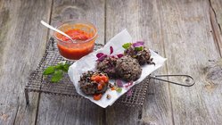 basenfasten-kur-sabine-wacker-rezepte-belugalinsen-küchle Leckere Belugalinsen Küchle nach einem Rezept von der Begründerin des Basenfastens Sabine Wacker