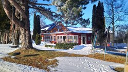 yoga-skilanglauf-urlaub-deutschland-alpen-seinz-bio-seminarhaus-gebaeude Das SEINZ Bio-Seminarhotel in den bayerischen Alpen mit seiner gemütlichen Atmosphäre
