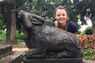 Mitarbeiterin Angelika Sturtz in Pashupatinath