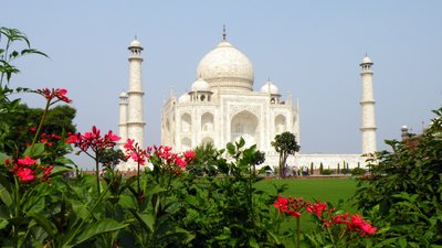 Besuchen Sie das berühmte Taj Mahal Besuchen Sie das berühmte Taj Mahal