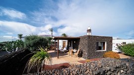 Die Casita Coral bestehend aus den Lavasteinen Lanzarotes