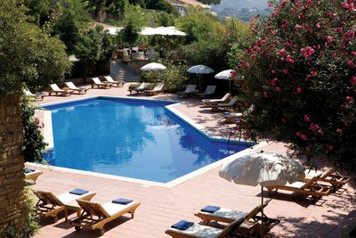 Entspannung am Pool