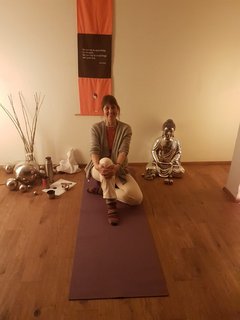 Harmonische Yogastunden mit Angela Dunemann