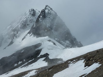 Kurz vor dem Bagala Bhanjyang Pass, 5214 hm