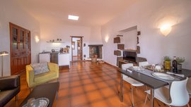 Der großzügige Wohnraum der Casita Hibiscus 