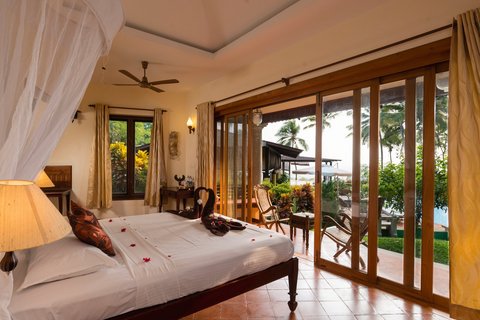 Vom Balkon der Deluxe Villa haben Sie einen fantastischen Blick auf das Meer