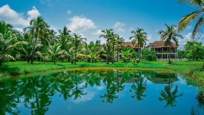 Das Meiveda Ayurveda Resort liegt eingebettet in einem tropischen Garten