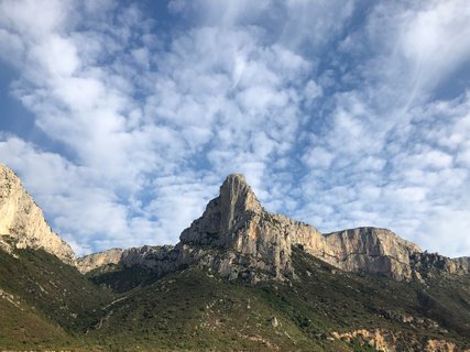 Sardinien hat neben wunerschönen Stränden auch wilde Landschaften zu bieten