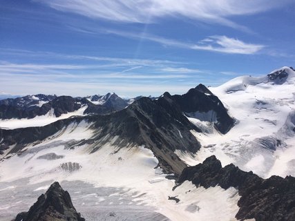 Genießen Sie die Atmosphäre der Tiroler Berge
