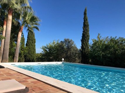 Entspannen Sie am Pool der Finca Son Miranda