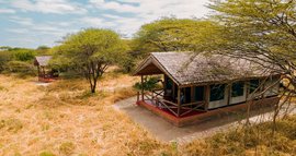 Die Kirurumu Tarangire Lodge liegt direkt an der Grenze zum Tarangire Nationalpark Die Kirurumu Tarangire Lodge liegt direkt an der Grenze zum Tarangire Nationalpark
