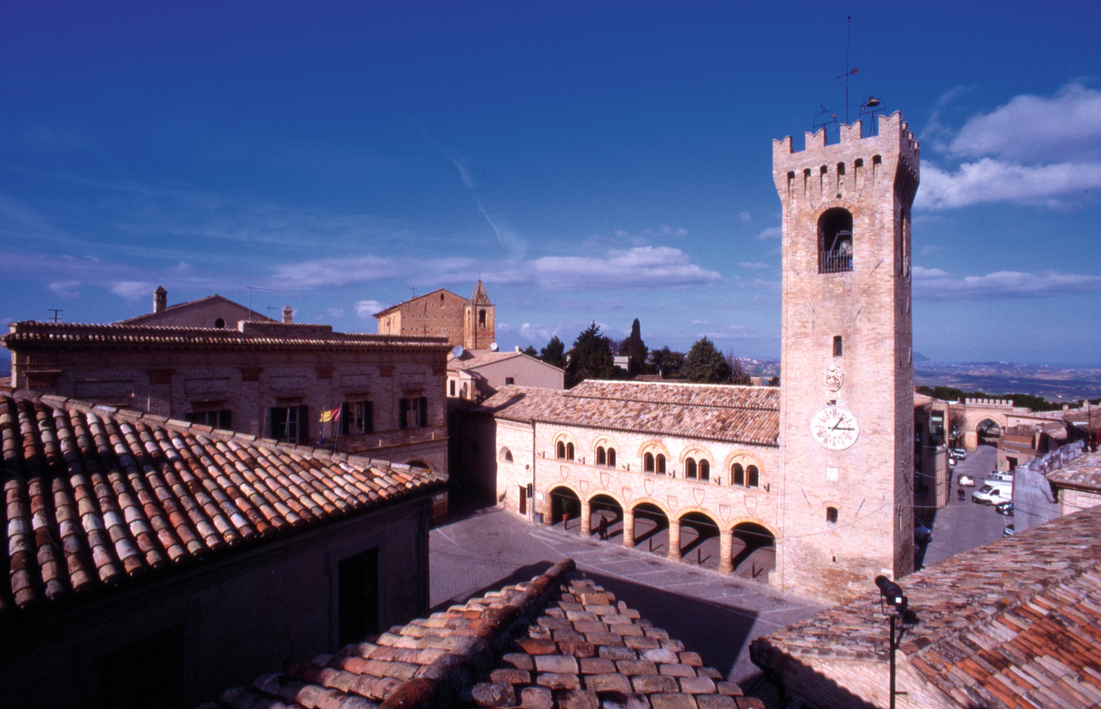yoga-reisen-italien-marken-villa-garulli-montelupone Lernen Sie den kleinen Ort Montelupone kennen, mitten in den Marken